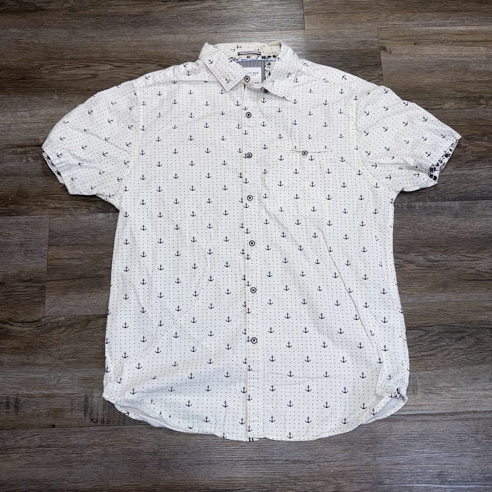 Cactus Man White Short-Sleeve Button-Down Mens Medium All-Over Nautical Pattern